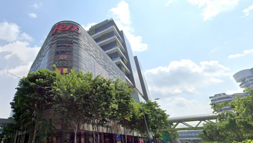 Driver fined for deliberately scratching vehicle next to his at Jem car park