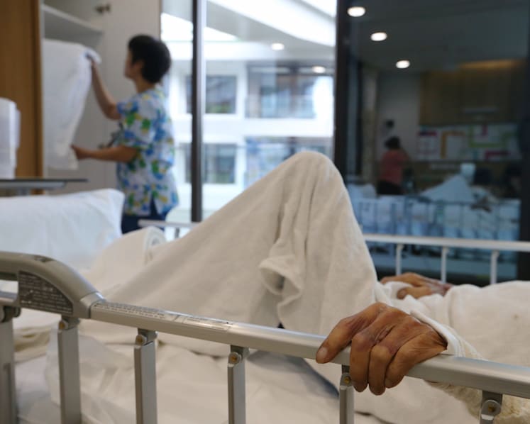 Covid-19: Hospitals converting wards into ICUs as Govt ramps up critical care facilities