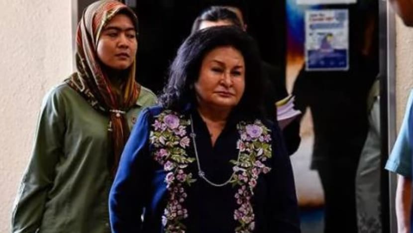 Rosmah dibenar dapatkan semula pasport, lawat anak di SG