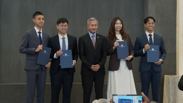 维文：未来外交官须具备跨领域知识 应对复杂挑战