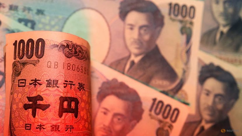 Benchmark Japan bond yields extend steepest annual surge since 1994