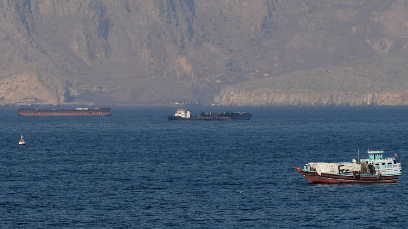 伊朗正审议美方新提案 强调绝不妥协