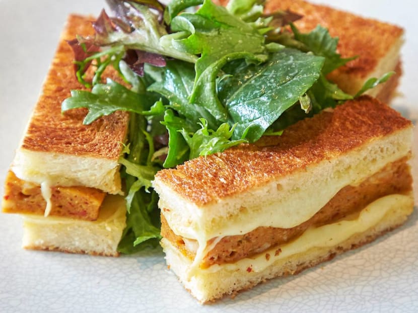 Clan Cafe Serves The Amal Clooney Of Grain Bowls