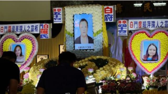 马男病逝后妻与女友上吊 家人让三人一同出殡