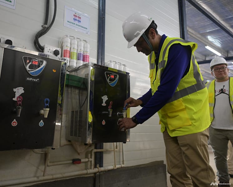 Singapore to make cool water and breathable clothing mandatory for outdoor workers from Dec 1