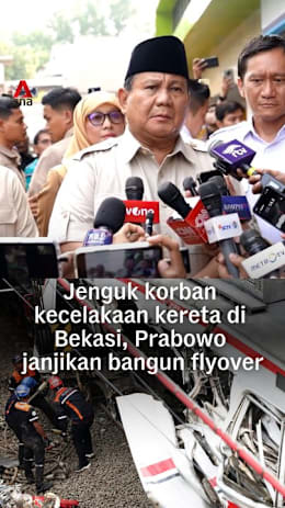Jenguk korban kecelakaan kereta di Bekasi, Prabowo janjikan bangun flyover