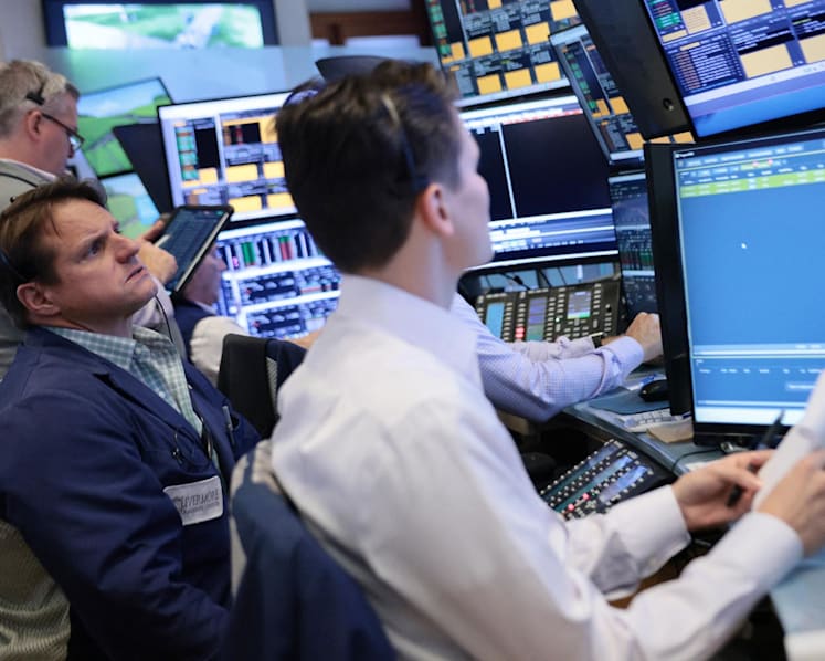 US bond selloff resumes despite Treasury intervention US bond selloff resumes despite Treasury intervention