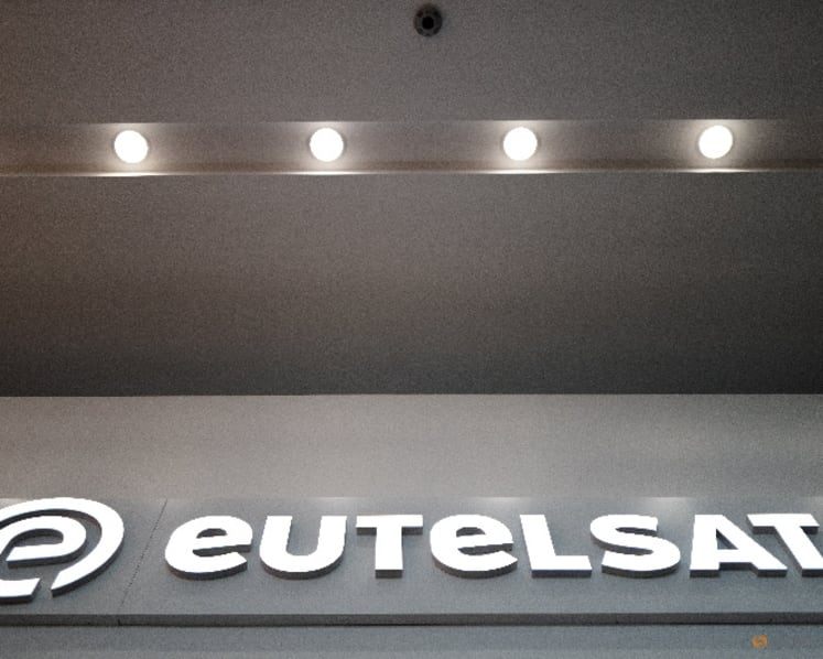 Thales Alenia Space signs €500 million deal with Eutelsat for IRIS² satellite payloads