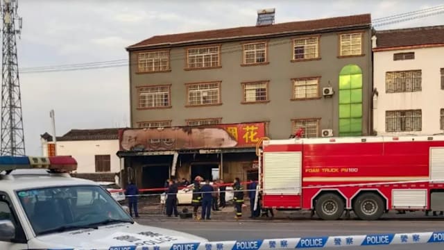 湖北烟花爆竹爆炸事故 酿12死包括5名未成年人