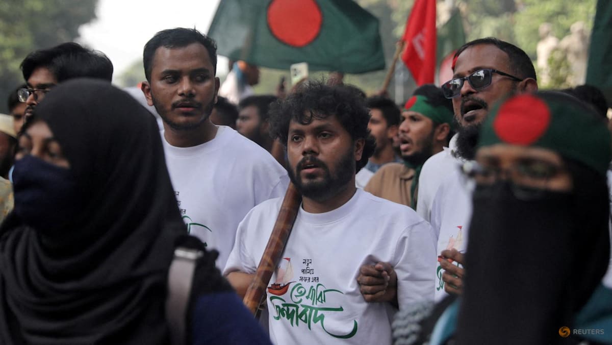Who is Sharif Osman Hadi, the youth leader whose assassination sparked protests in Bangladesh?