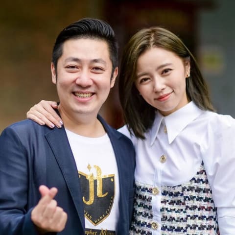 震惊!艾成去世3年,王瞳首度揭震撼细节:躺沙发5天不渴、第11天才勉强进食