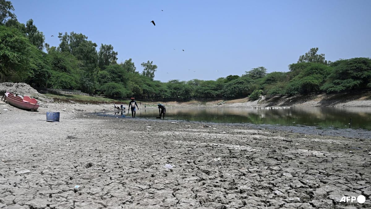 India warns of power use as demand peaks during heatwave