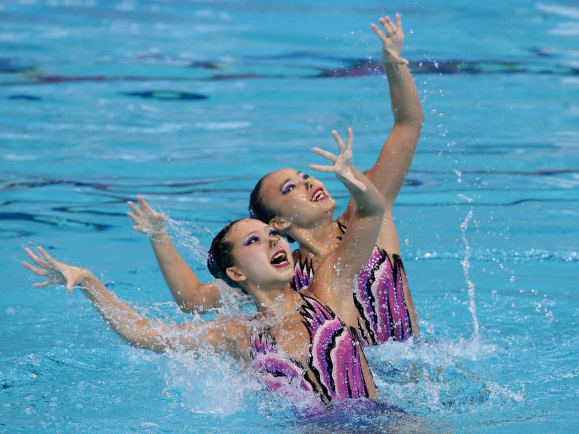 National synchronised swimmers win silver medal in duet technical and free routine