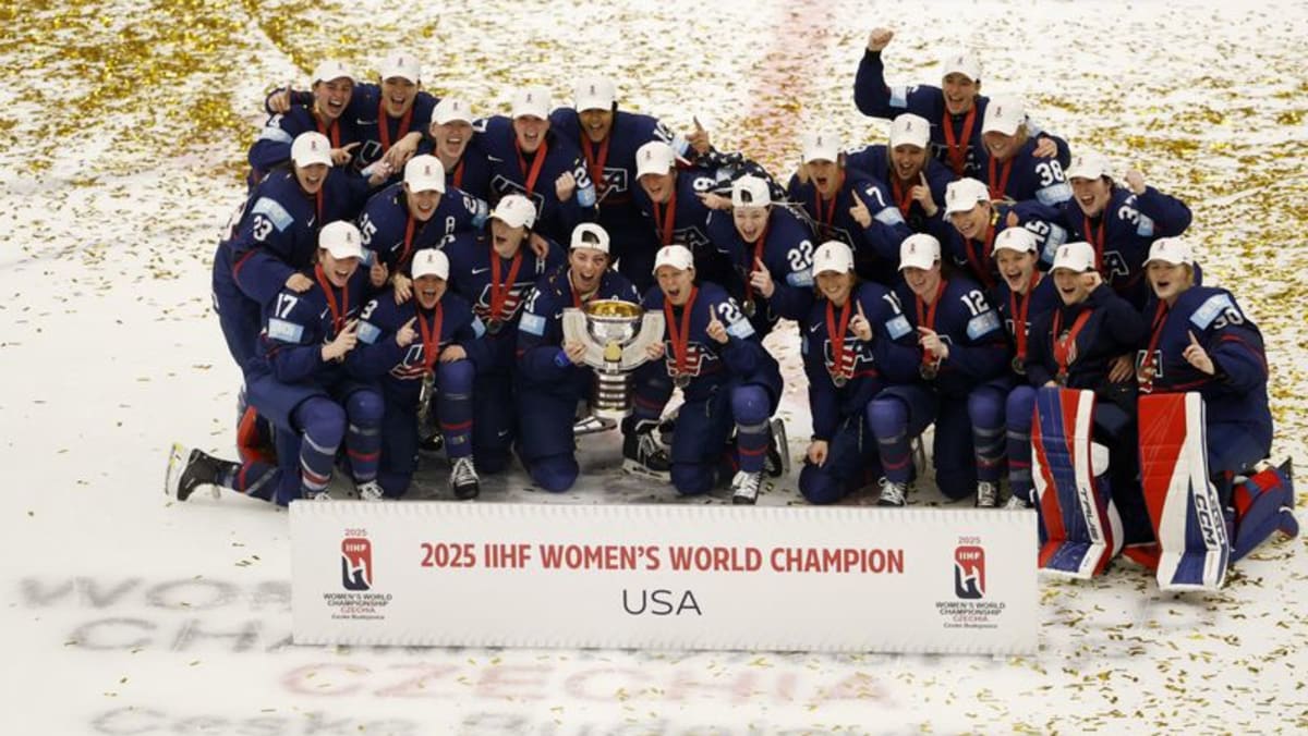 Ice hockey-US win world championships as Janecke overtime goal beats Canada Ice hockey-US win world championships as Janecke overtime goal beats Canada