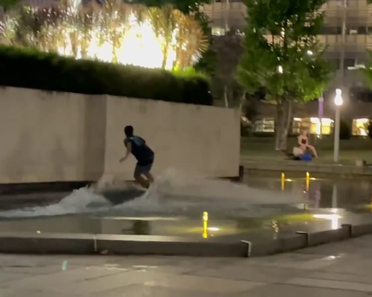 Man charged after allegedly wakeboarding at World War II memorial