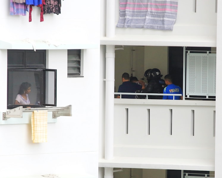 Cops break into Sembawang Drive flat in dramatic end to 17-hour standoff 