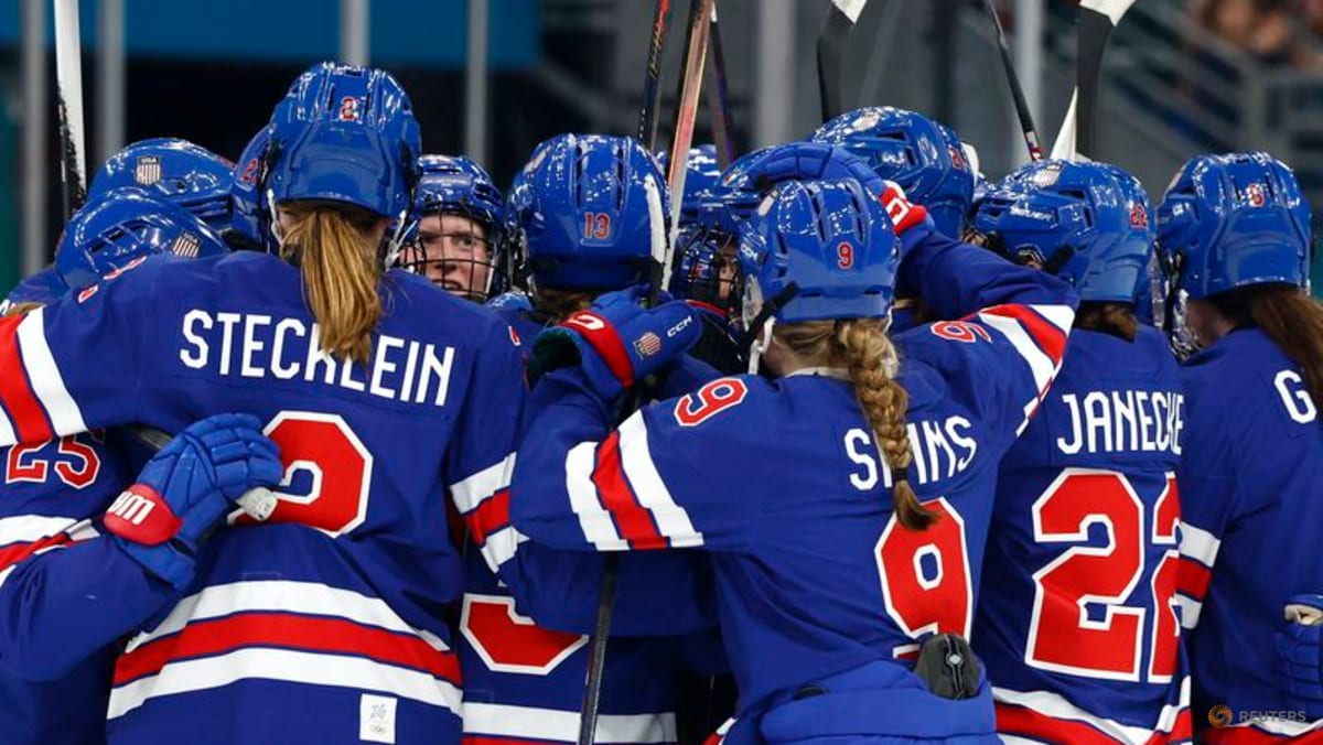 Ice hockey-Inevitable US v Canada final but this time the ice has tilted