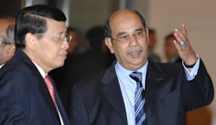Malaysia's former veteran minister Syed Hamid makes surprise UMNO return with stalwarts Khairy, Hishammuddin