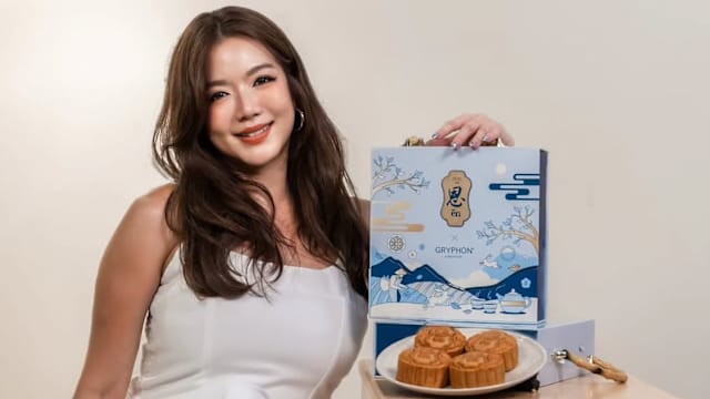 瑞恩首次卖月饼，蕴含茶香和胶原蛋白！收益资助特需女子与80岁看护者老父