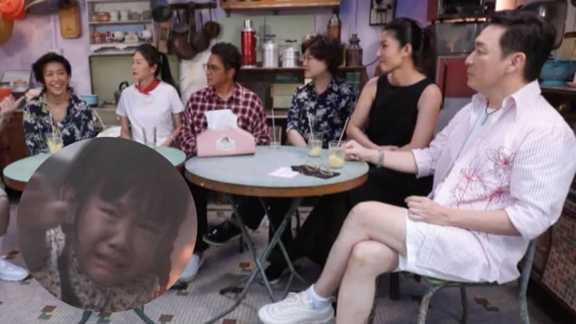 the-reunion-jean-scene-classmates-main the-reunion-jean-scene-classmates-main