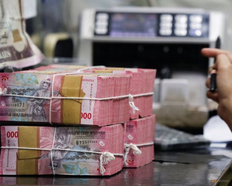 Investors respond positively to Bank Indonesia's surprise rate hike, with inflows up, official says