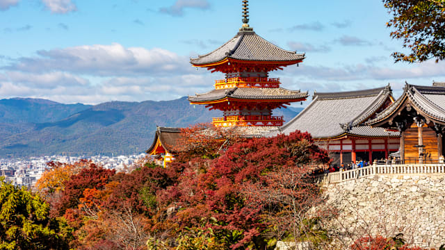 京都考虑提高旅客巴士票价 或等于当地居民两倍