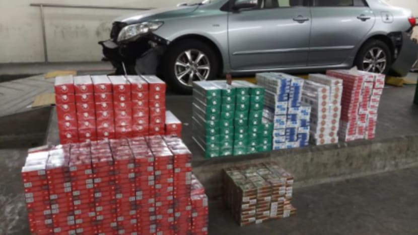 180 karton, lebih 1,040 paket rokok haram ditemui dalam kereta di Pusat Pemeriksaan Tuas.