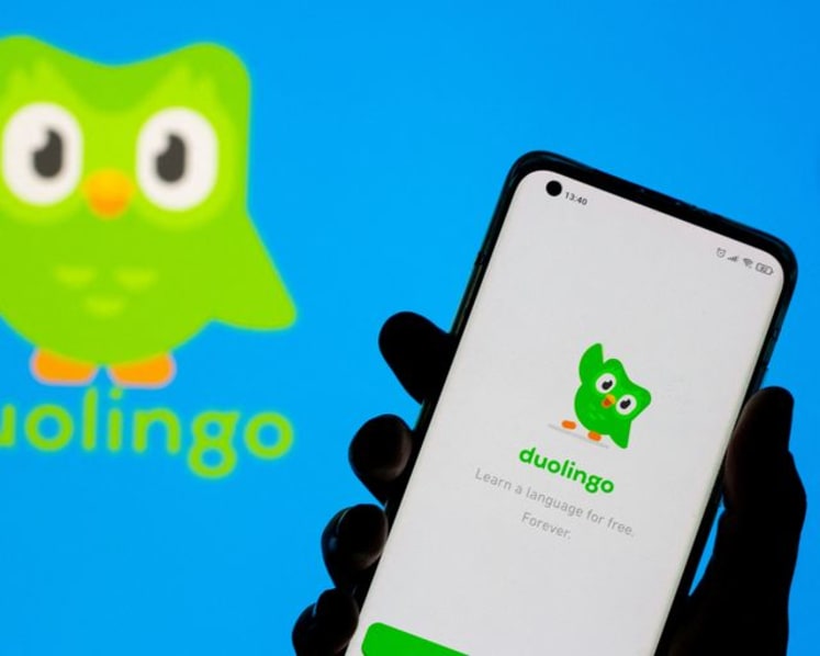 Duolingo's soft quarterly revenue outlook overshadows stronger user growth forecast