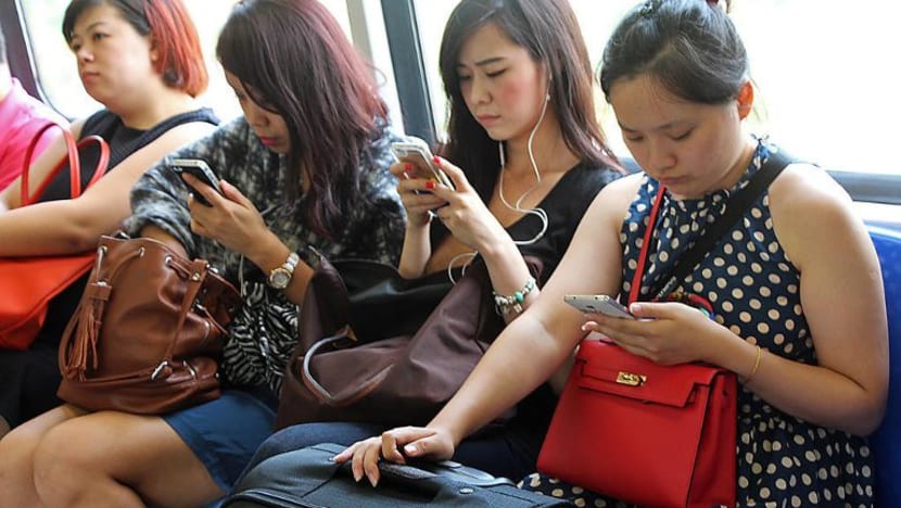 Pemerintah akan terus berusaha rapatkan jurang digital, kata Iswaran