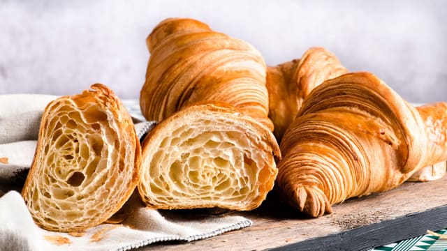 #sgdeals 愚人节不开玩笑　Tiong Bahru Bakery要送每人7个招牌可颂！