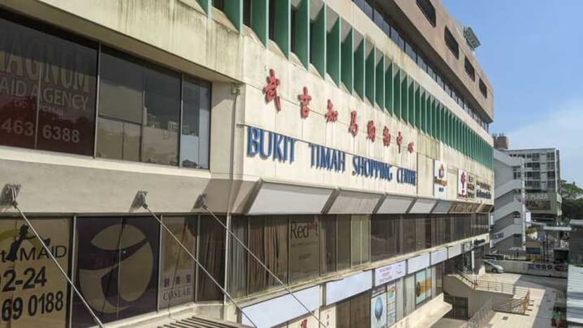 Slow business at Bukit Timah Shopping Centre after suspected Omicron cluster detected at the mall