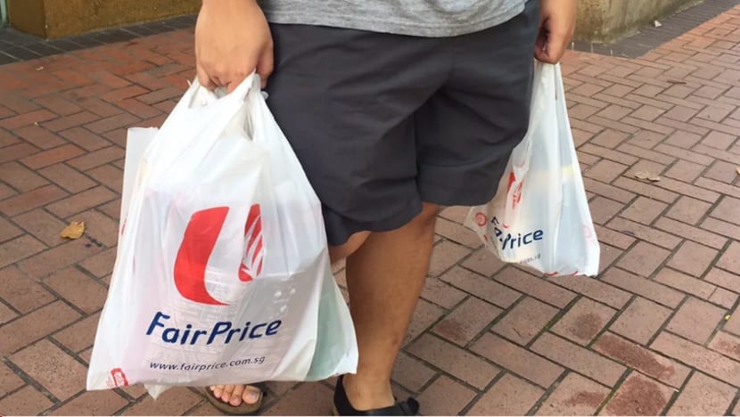 Caj beg plastik di pasar raya bertujuan 'halang penggunaan berlebihan': Grace Fu Caj beg plastik di pasar raya bertujuan 'halang penggunaan berlebihan': Grace Fu