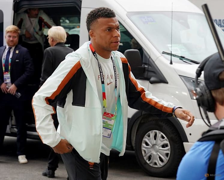 Norway's Haaland on the bench, France striker Mbappe to start last group match