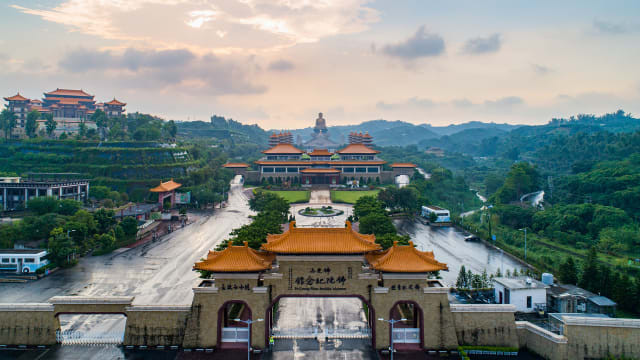 华航将恢复往返新加坡和高雄直达航班