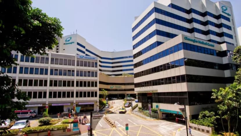 Anaesthetist suspended after leaving high-risk surgery repeatedly for phone calls