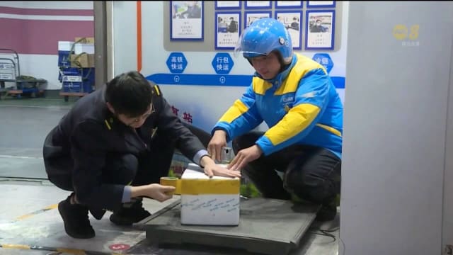 中国双十一购物节刚落幕 两电子商务巨头：逾400个品牌成交价破亿