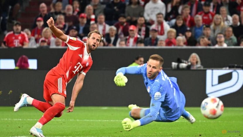 Kane scores hat-trick in Bayern's 6-0 demolition of Leipzig in Bundesliga opening show of force Kane scores hat-trick in Bayern's 6-0 demolition of Leipzig in Bundesliga opening show of force