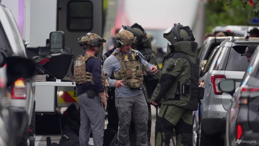 Man attacks Colorado crowd with firebombs, 8 people injured Man attacks Colorado crowd with firebombs, 8 people injured