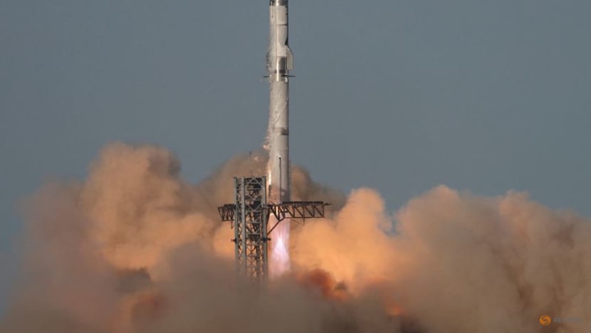 SpaceX's Starship explodes in space, again raining debris over Caribbean SpaceX's Starship explodes in space, again raining debris over Caribbean