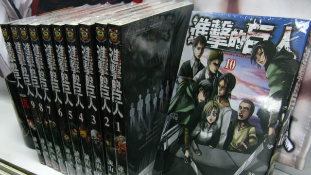 32本限量版漫画书被母亲扔掉 儿子怒告获赔200新元