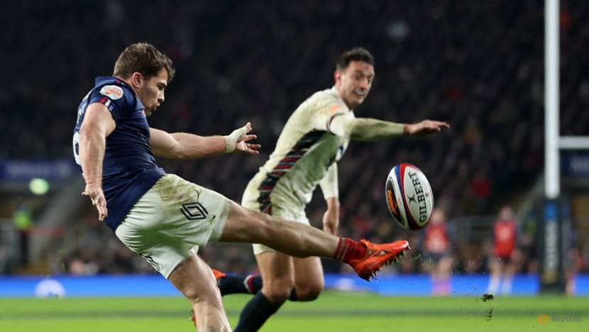 England end losing run with dramatic win over France