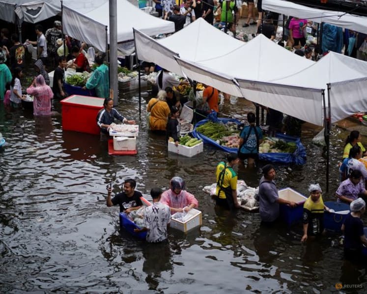 Thailand floods death toll rises to 60 since mid-September