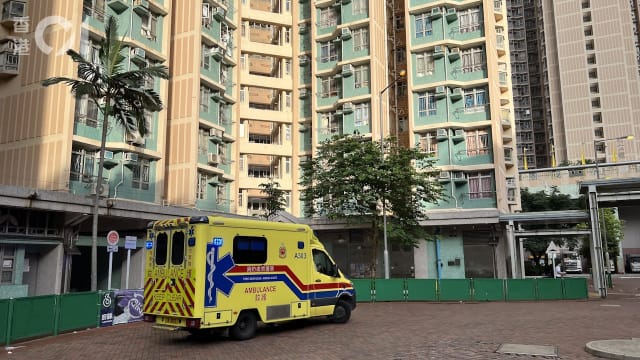 香港妇女疑抹窗失足坠楼 紧急送院后不治