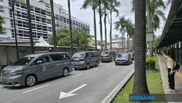 3 sekeluarga maut dirempuh lori imigresen Malaysia semasa bercuti di KL