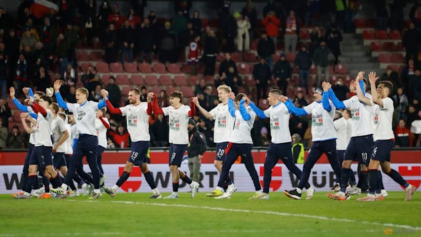 Physical Czechs will look to win ugly to qualify from Group A