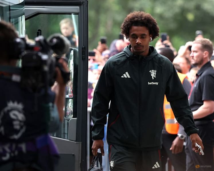 Dutch call up Zirkzee after Brobbey suffers injury