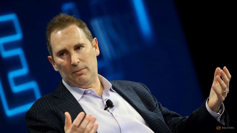 Amazon CEO denies full in-office mandate is 'backdoor layoff' Amazon CEO denies full in-office mandate is 'backdoor layoff'