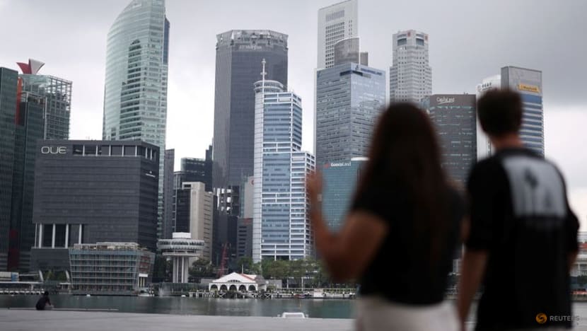 Singapore upgrades 2025 GDP growth forecast to 1.5%-2.5%; economy grew 4.4% in Q2