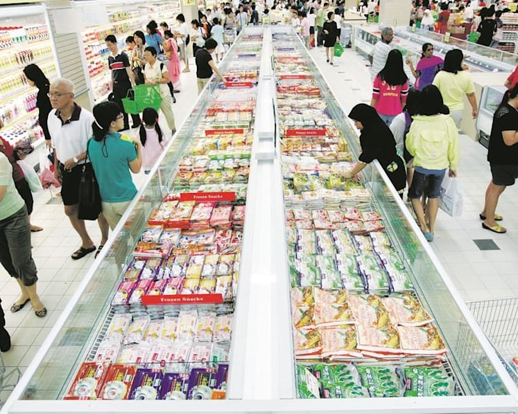 Clamp down on misleading food labels