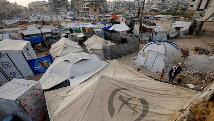 Not enough tents, food reaching Gaza as winter comes, aid agencies say